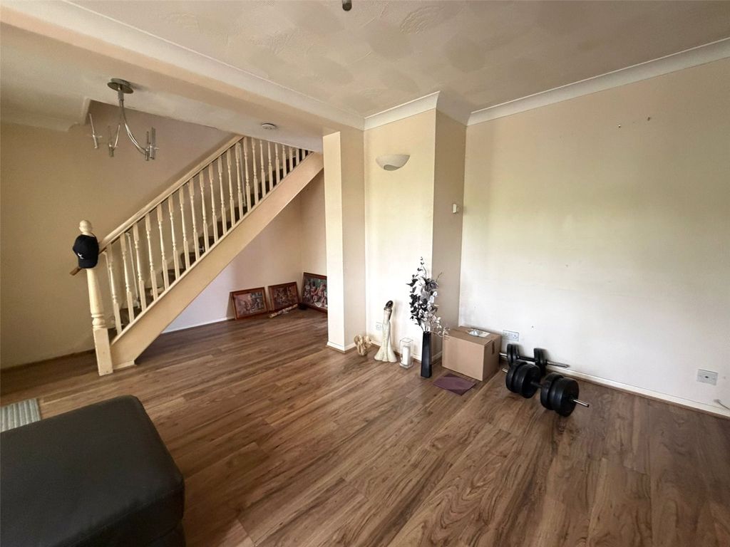 Property photo 2 of 22 Picture No. 28