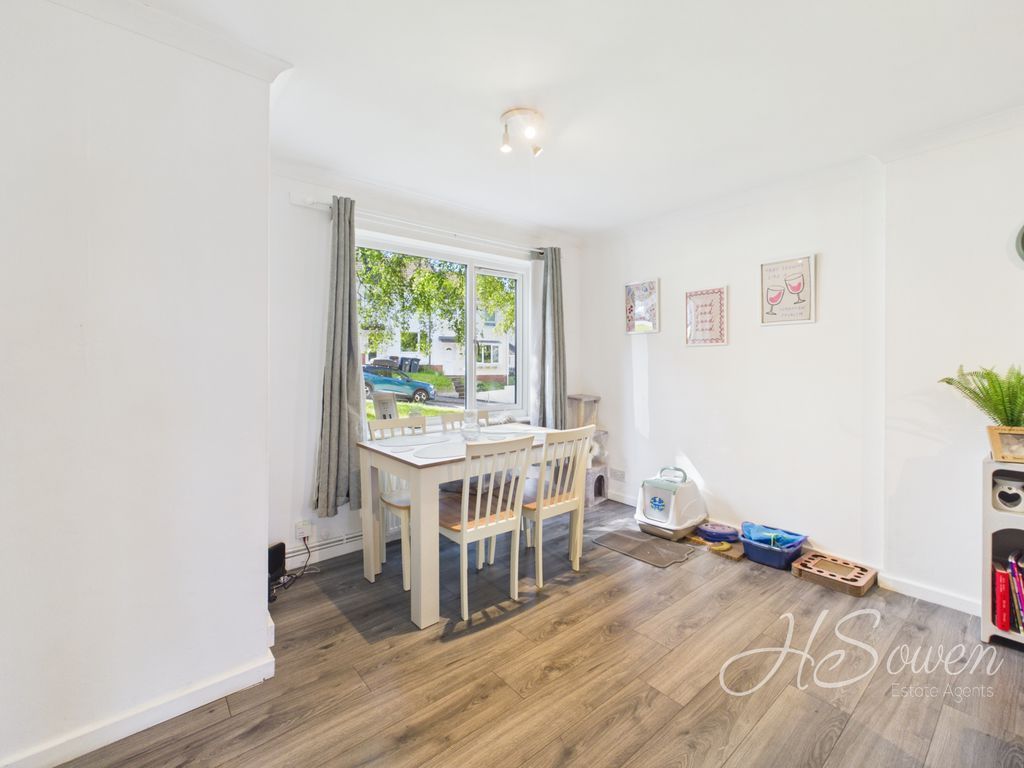 Property photo 3 of 13 Photo 7