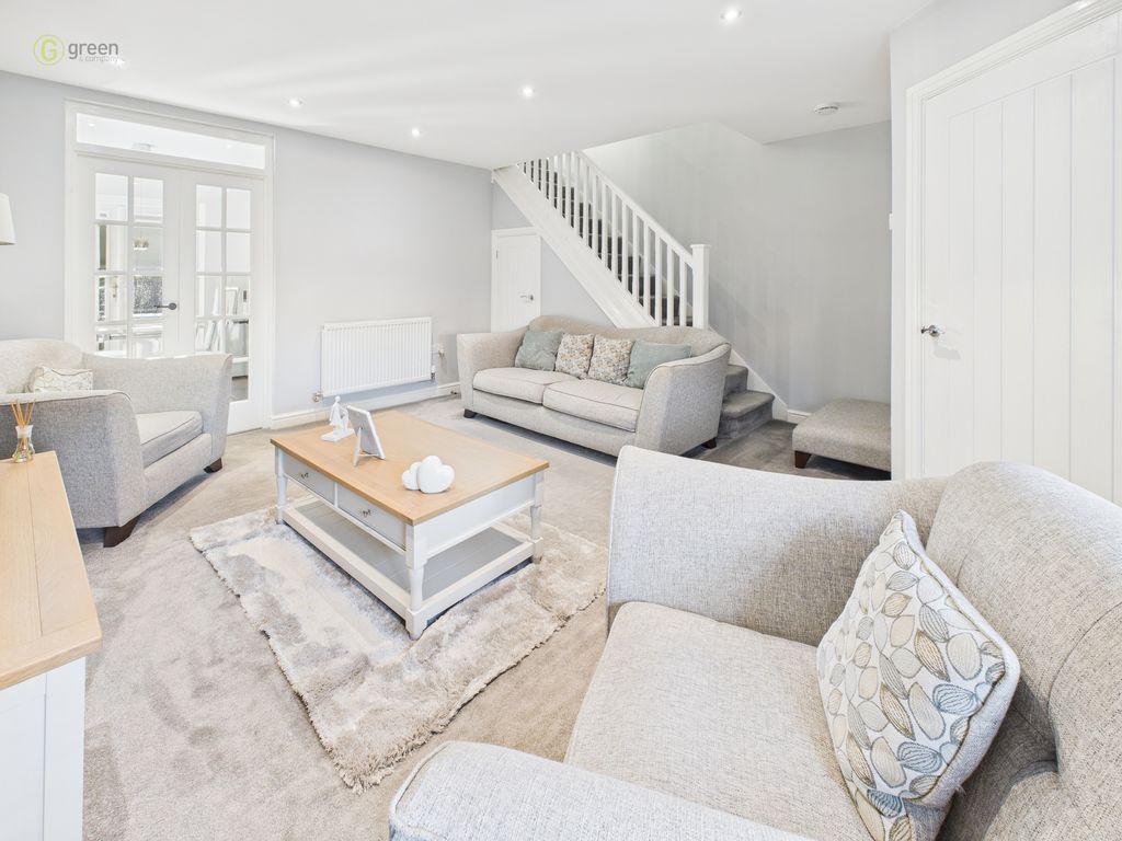 Property photo 2 of 43