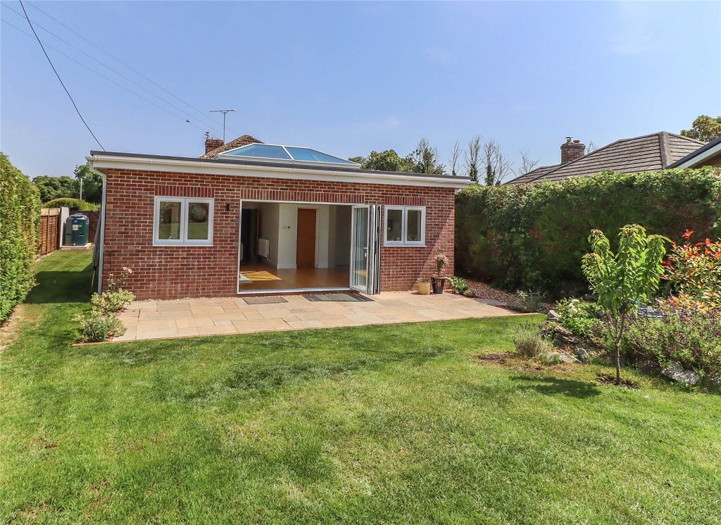 Property photo 3 of 23 Picture No. 19