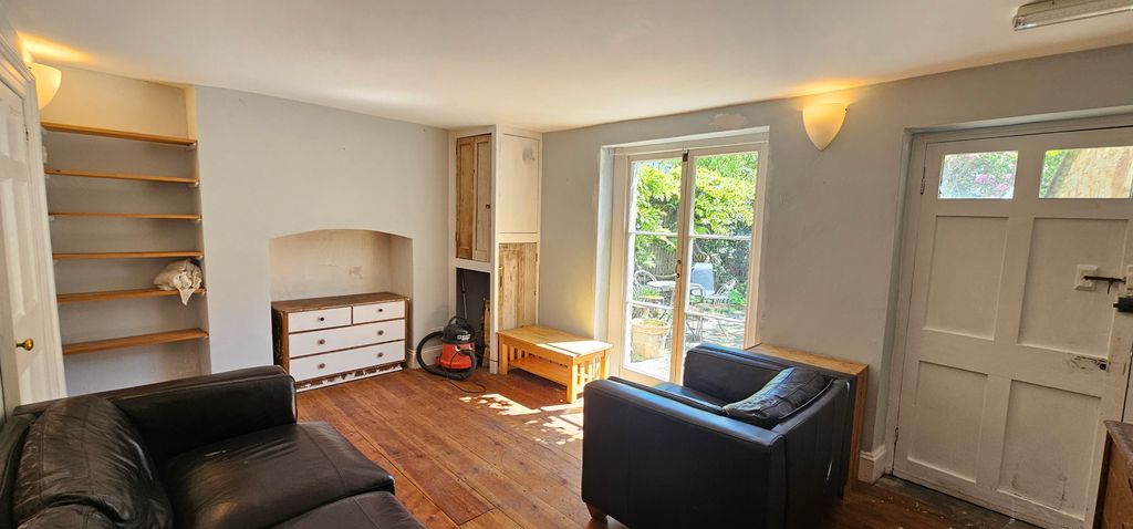 Property photo 3 of 15