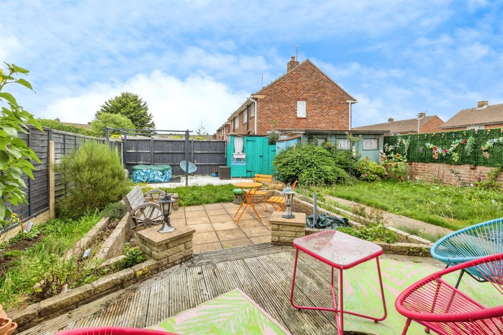 Property photo 2 of 17