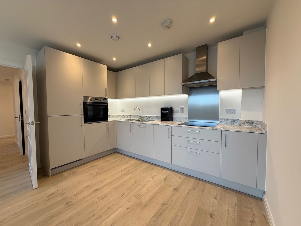 Property photo 2 of 10 Kitchen Tru