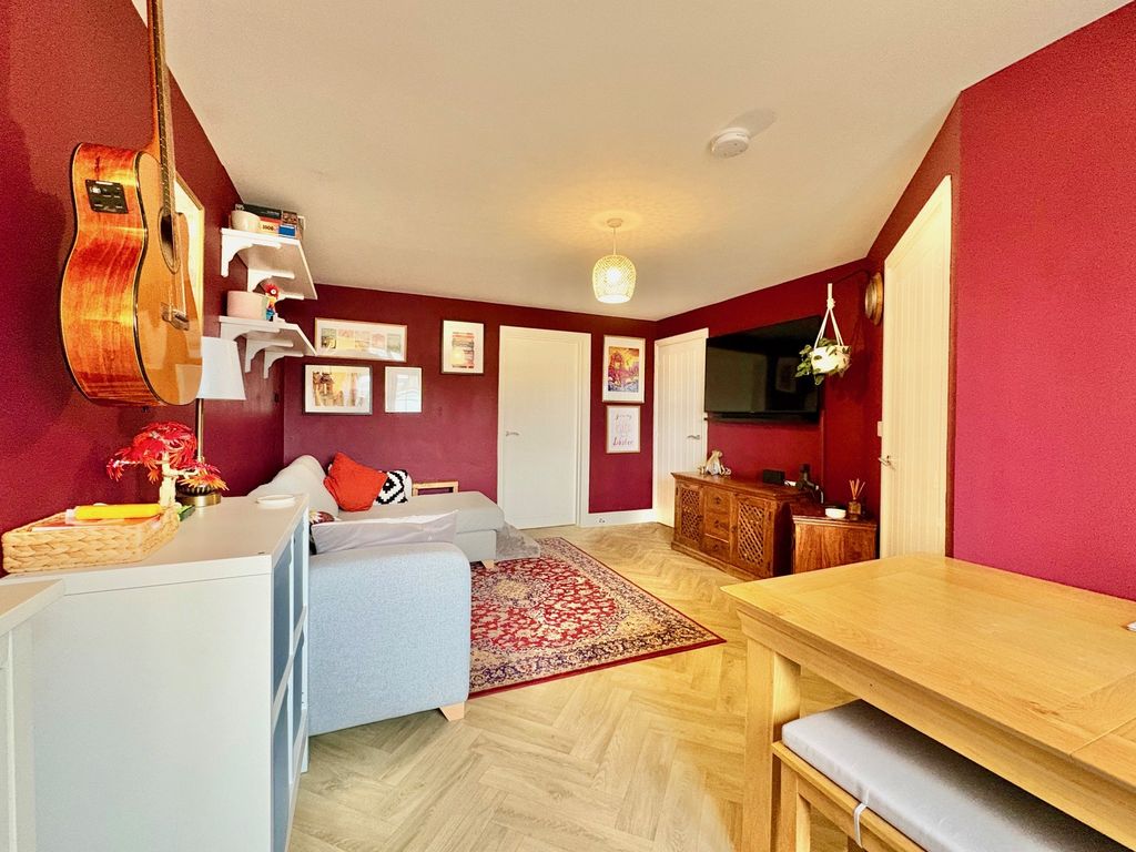 Property photo 3 of 23