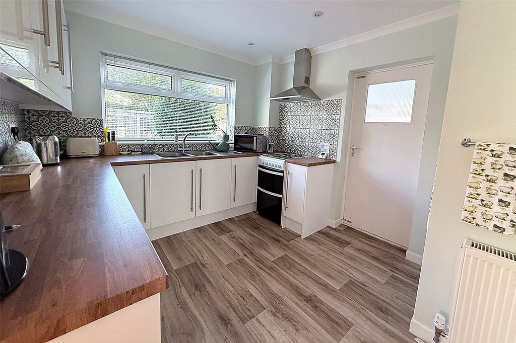 Property photo 3 of 17 Picture No. 09