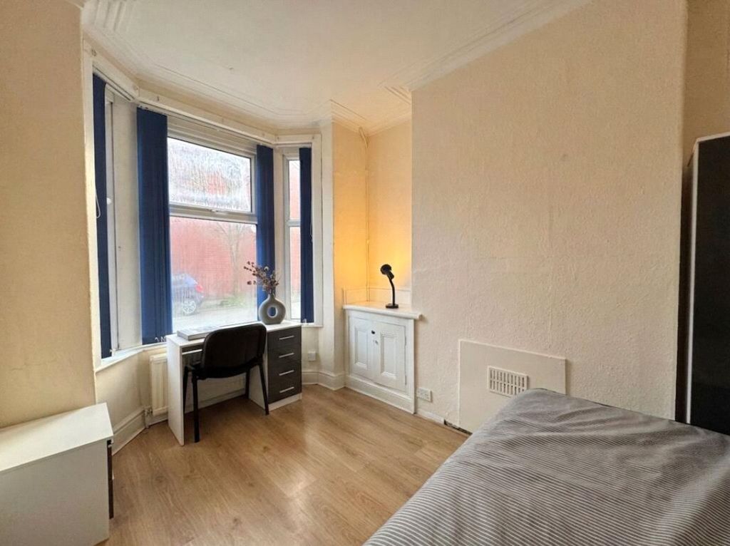 Property photo 3 of 5 Picture No. 04