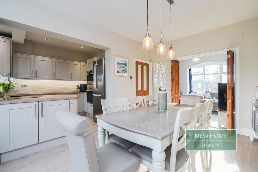 Property photo 2 of 32 Photo 16