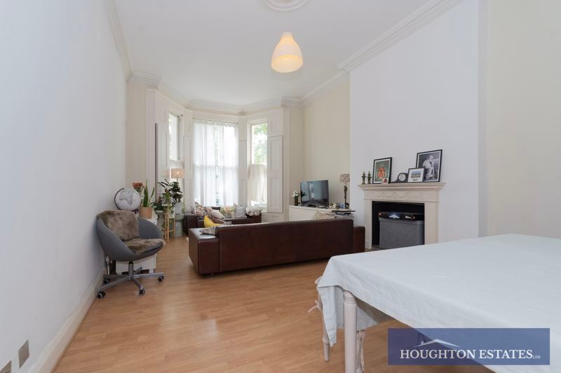 Property photo 3 of 13 Photo 5