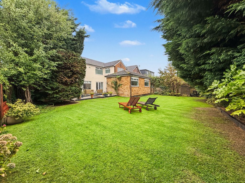 Property photo 2 of 44
