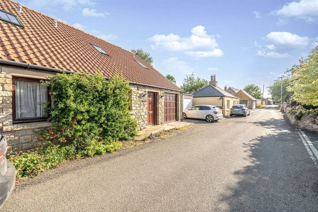 Property photo 2 of 45 The Bothy