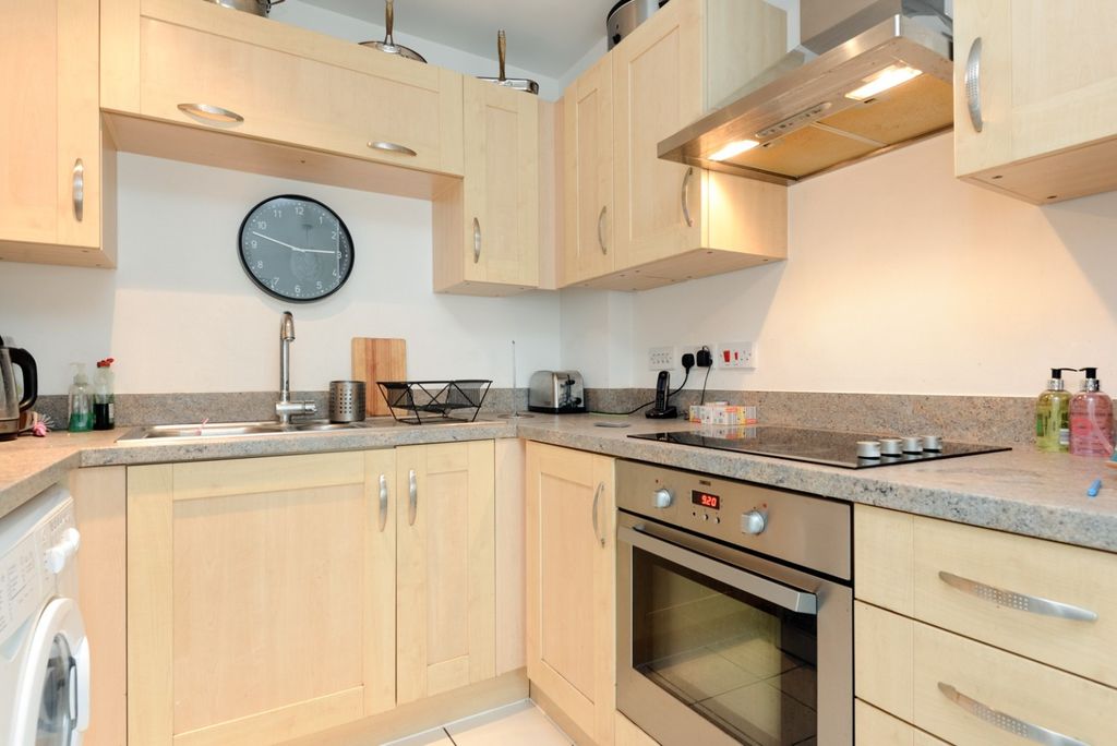 Property photo 2 of 8 2646151