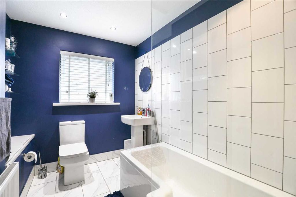 Property photo 1 of 10 Main Picture