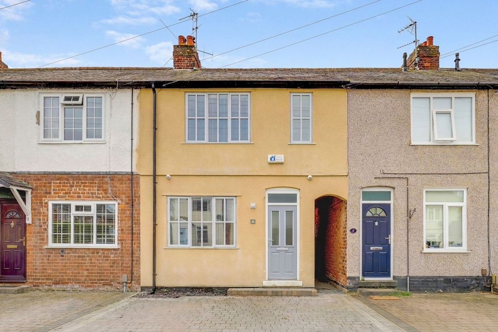 Property photo 1 of 19