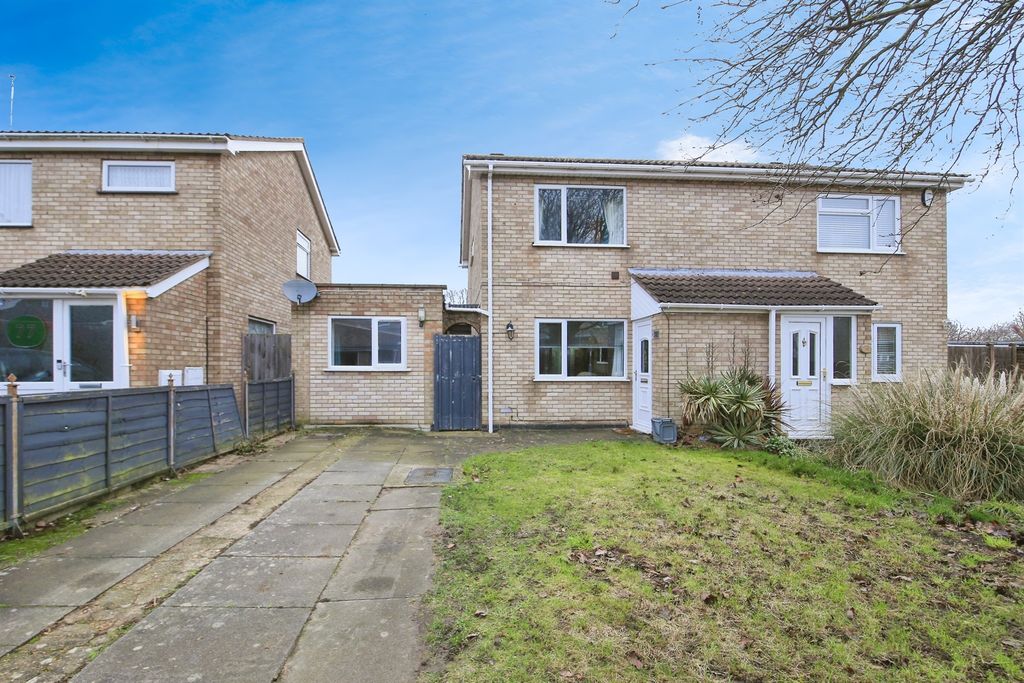 Property photo 1 of 18