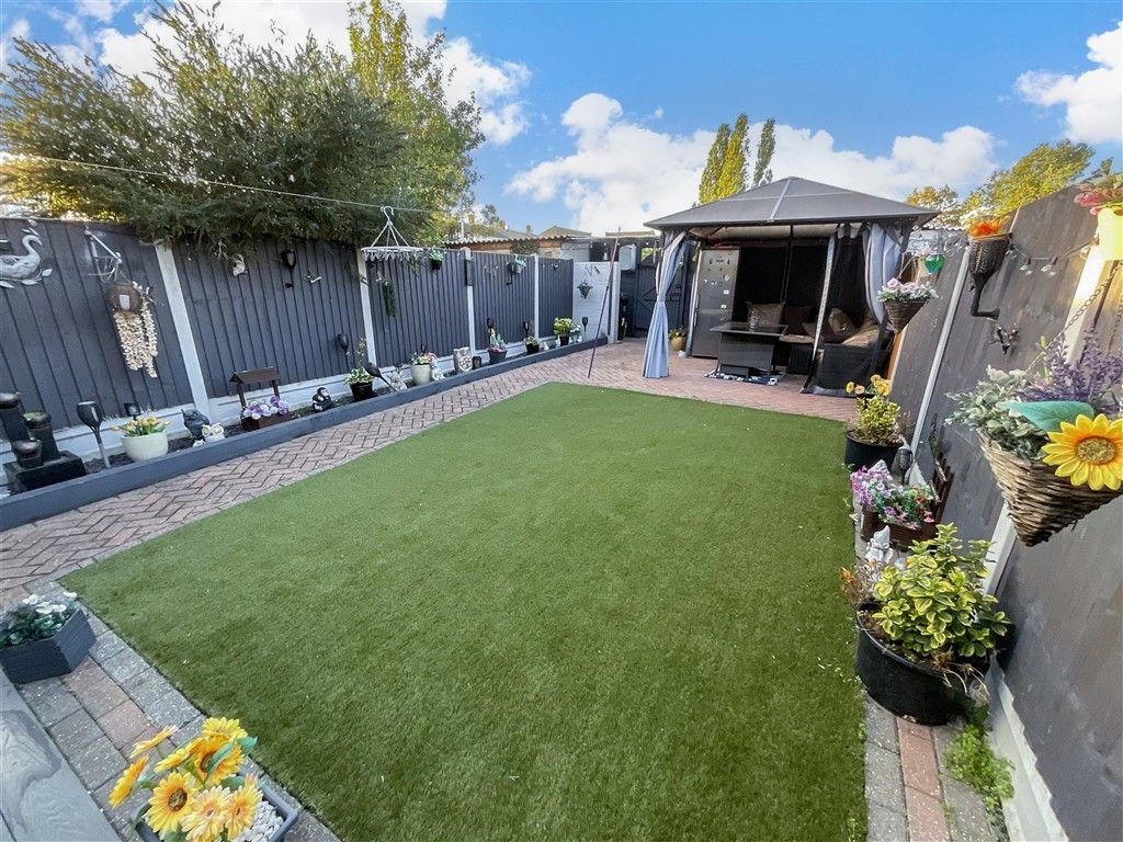 Property photo 2 of 11 Rear Garden