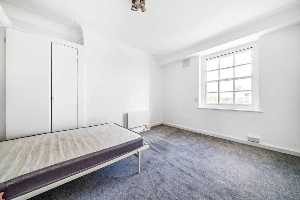Property photo 3 of 7 967270 (3)