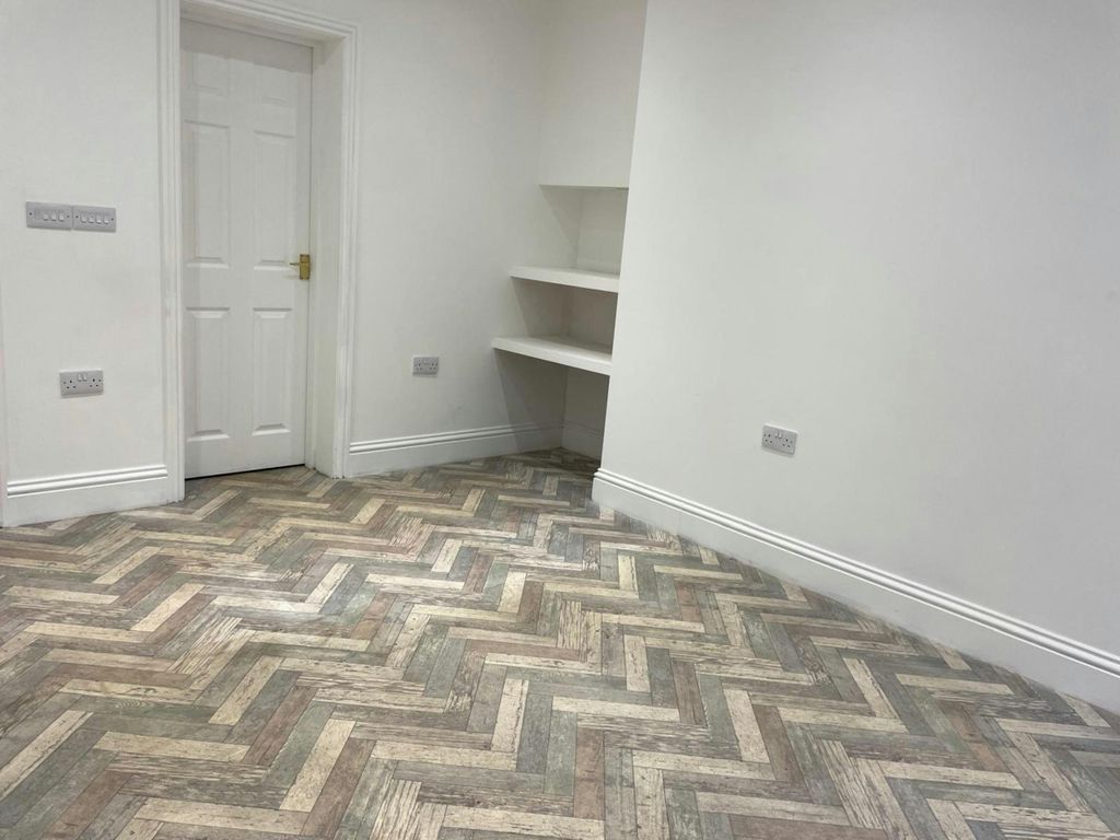 Property photo 2 of 2 External 1.Jpg