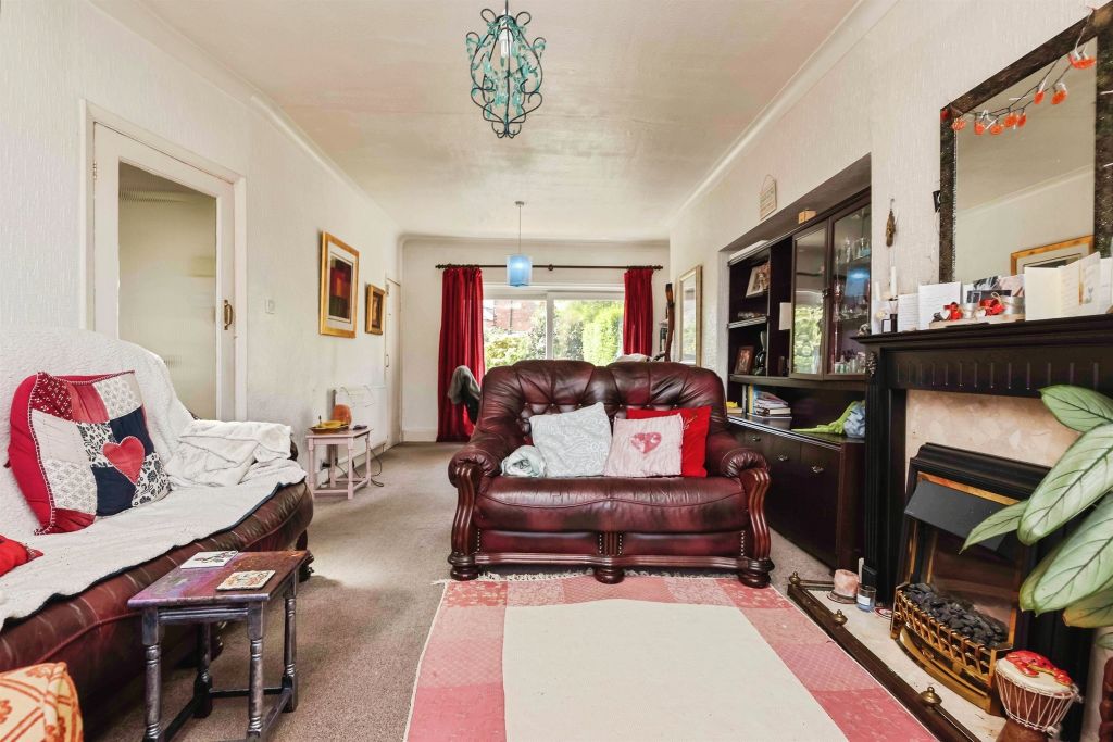 Property photo 3 of 17