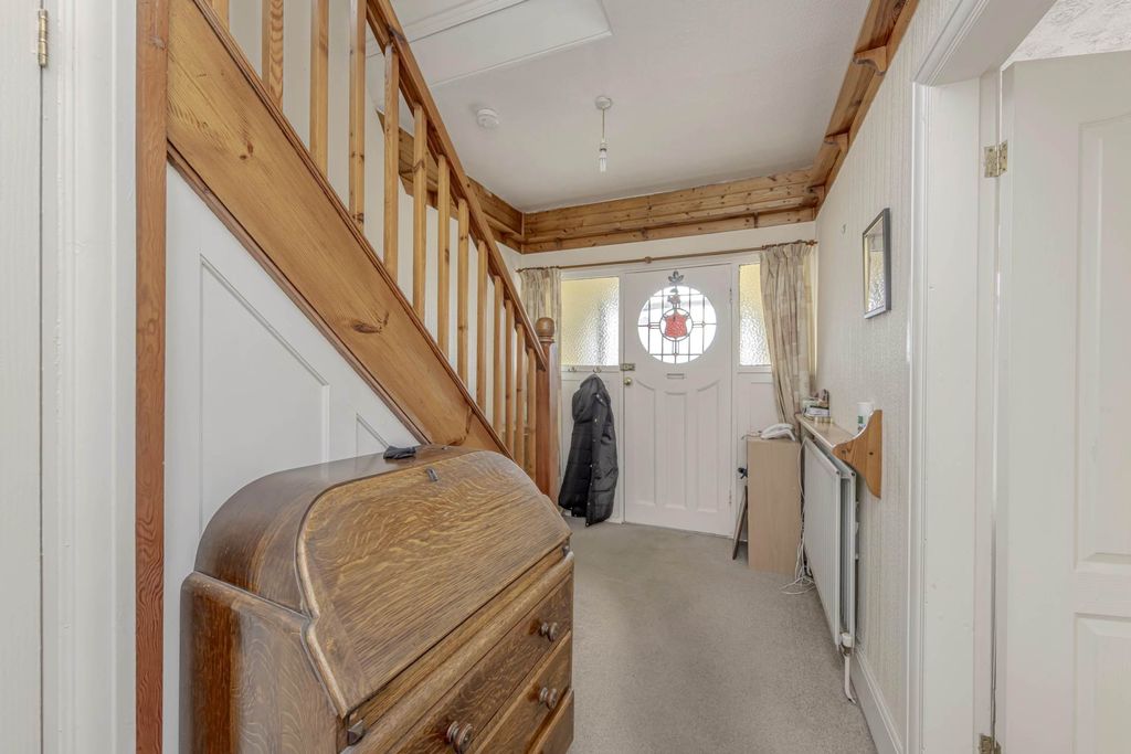 Property photo 2 of 22