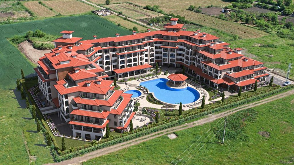 Property photo 1 of 16