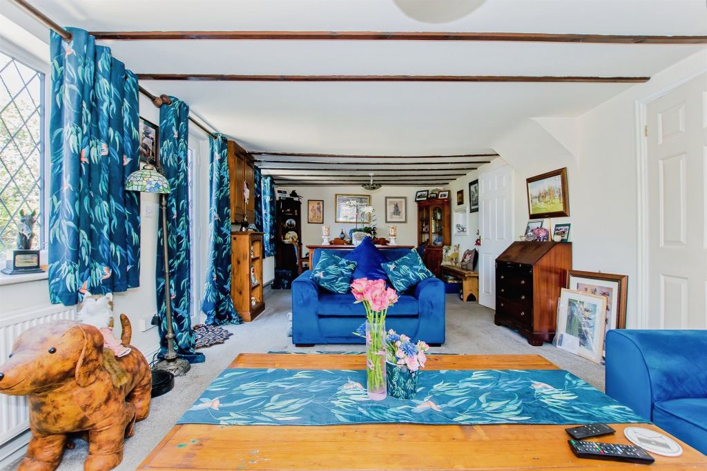 Property photo 2 of 17