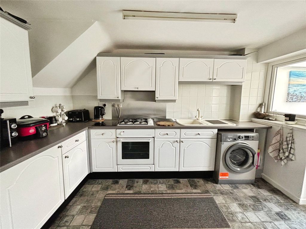 Property photo 3 of 13 Kitchen