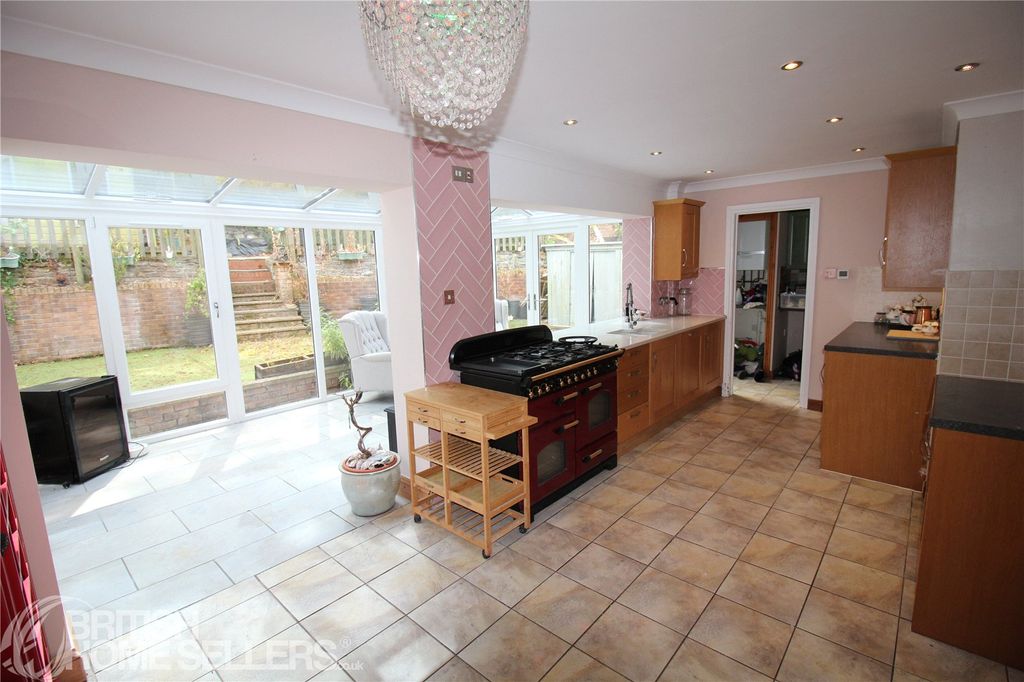 Property photo 2 of 24 Picture No. 07
