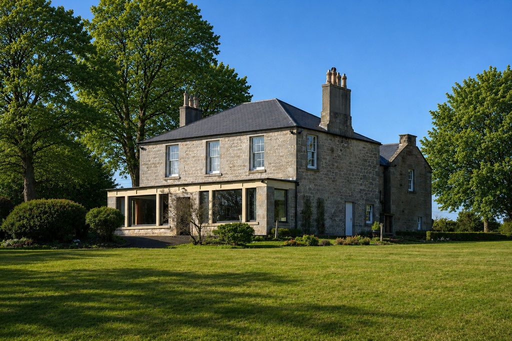 Property photo 2 of 31 Summer