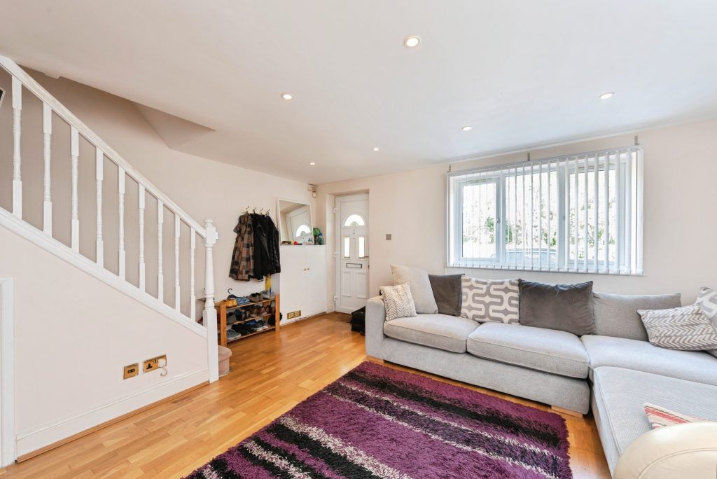 Property photo 3 of 18
