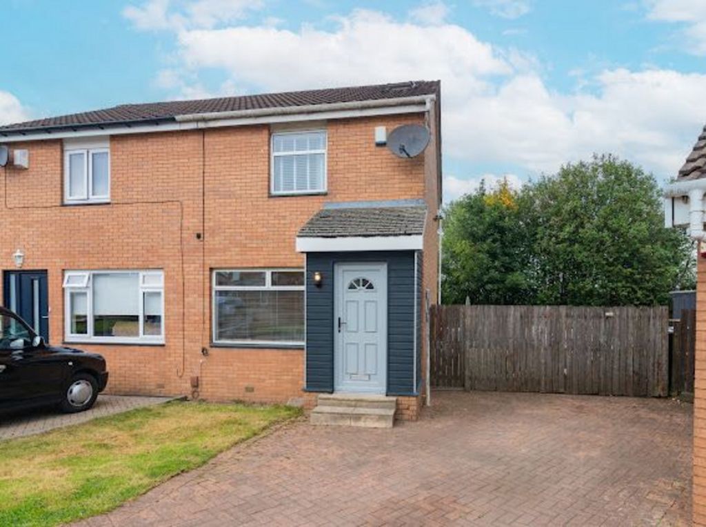 Property photo 2 of 37