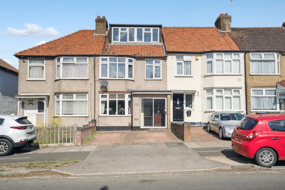 Property photo 1 of 12