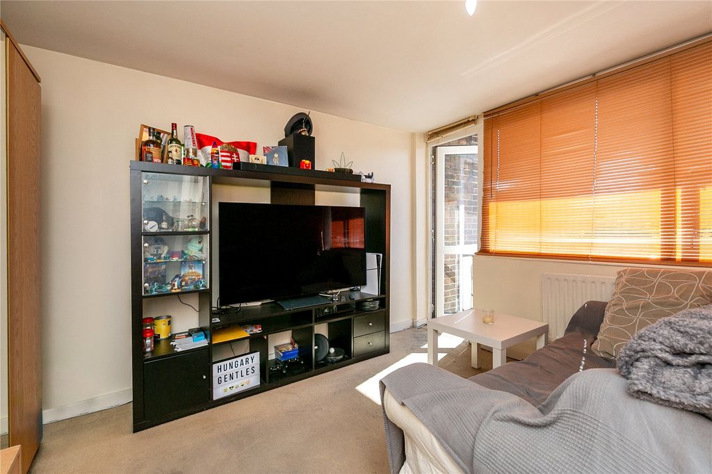 Property photo 2 of 9 Picture No. 05