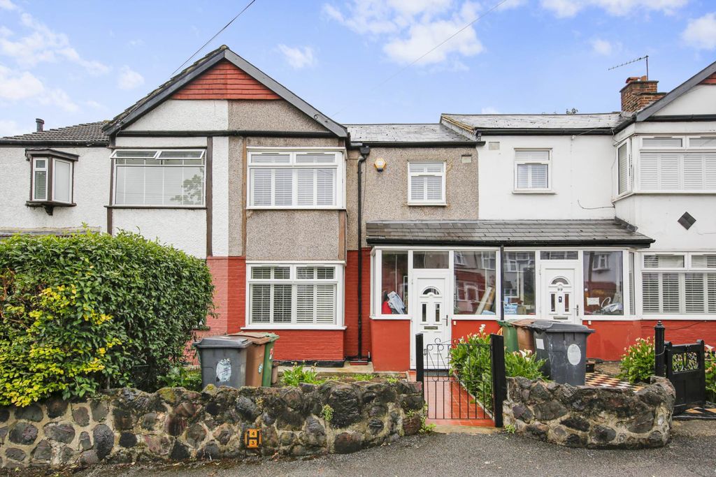 Property photo 1 of 17