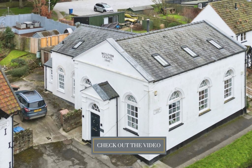 Property photo 1 of 34 3876471