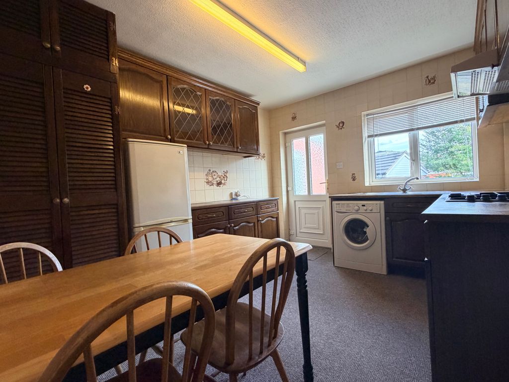 Property photo 2 of 11 Img_6806