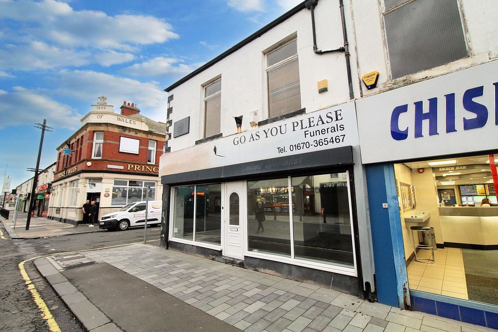 Property photo 1 of 8