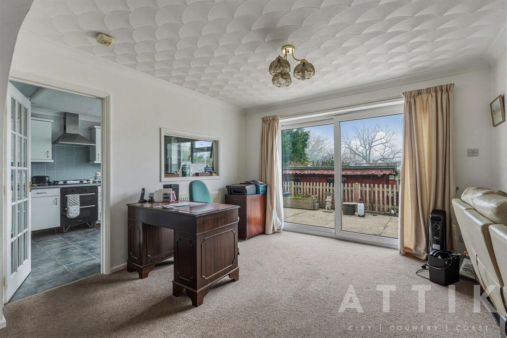 Additional image 15 of 3 bed detached bungalow for salePark Walk, Holton, Halesworth IP19