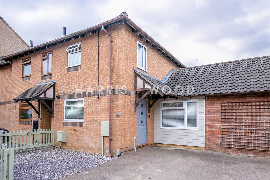 Property photo 1 of 13 3928351