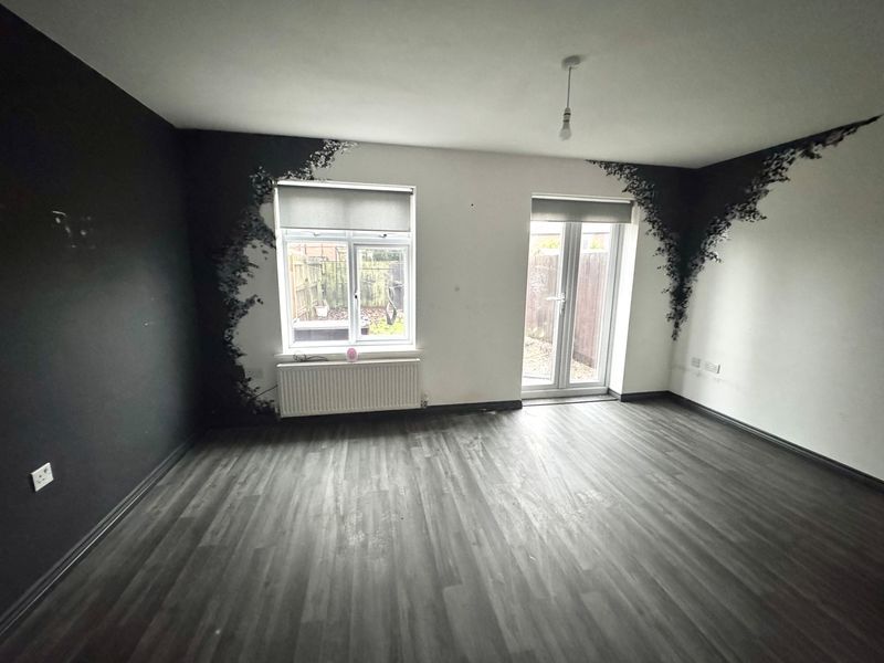 Property photo 2 of 9 Photo 7