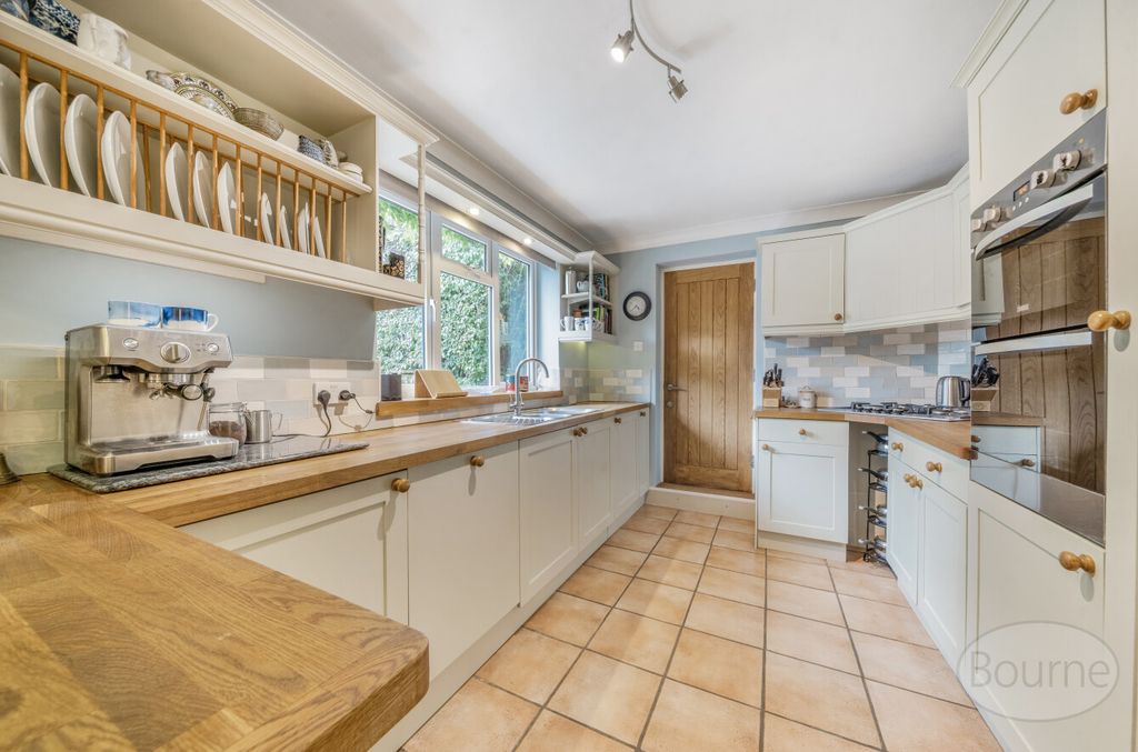 Property photo 2 of 20 cd63Cbfa-1860-491...