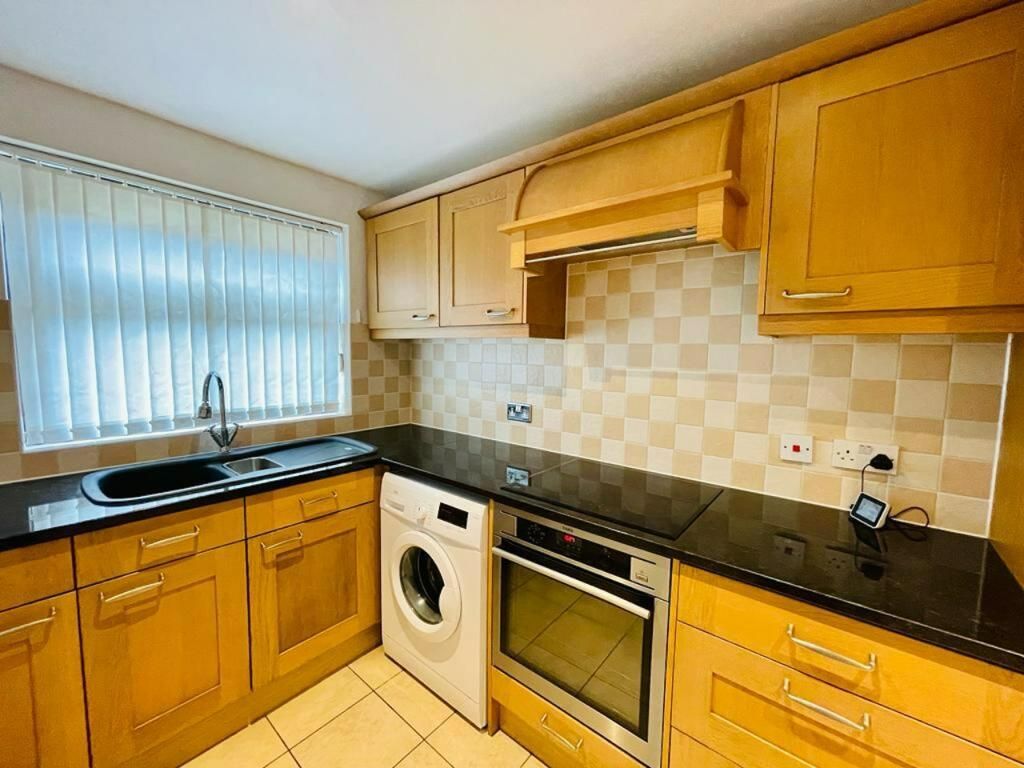 Property photo 2 of 11 Picture No. 07