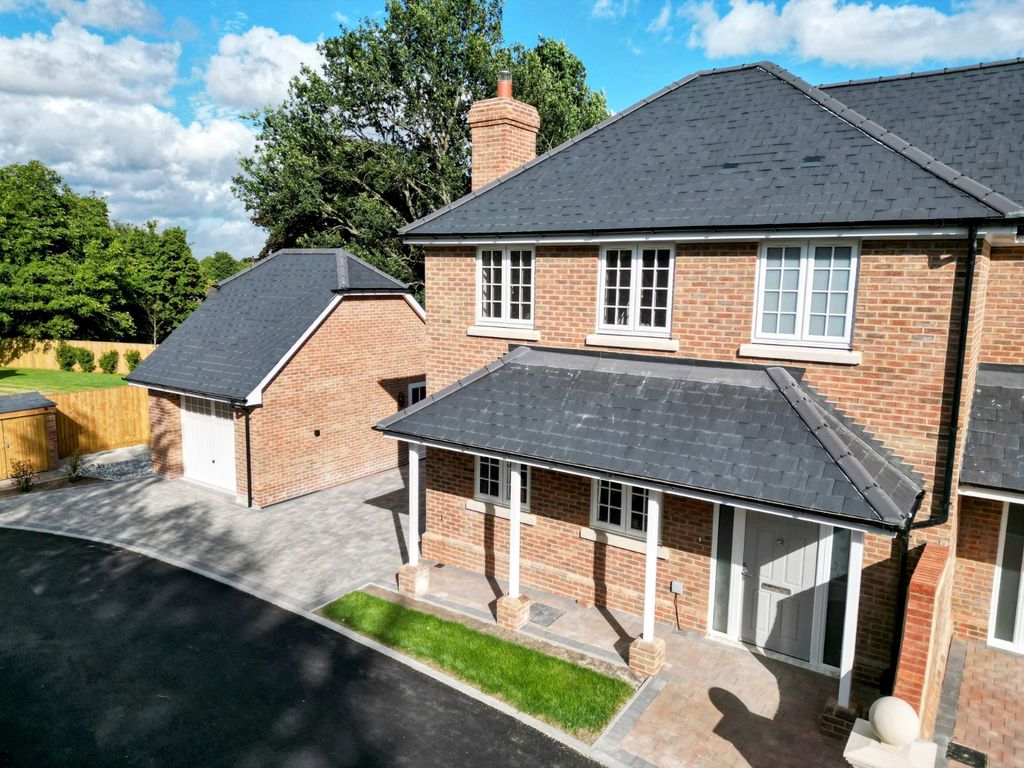 Property photo 1 of 12 Picture No. 20