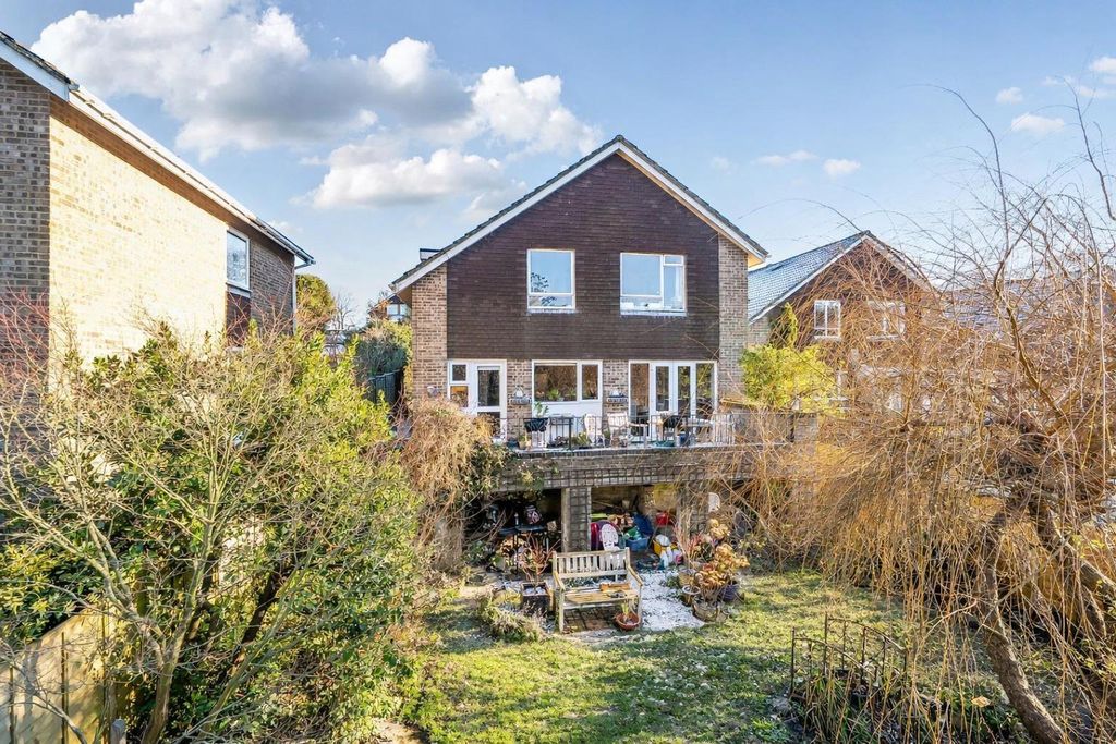 Property photo 3 of 20 External