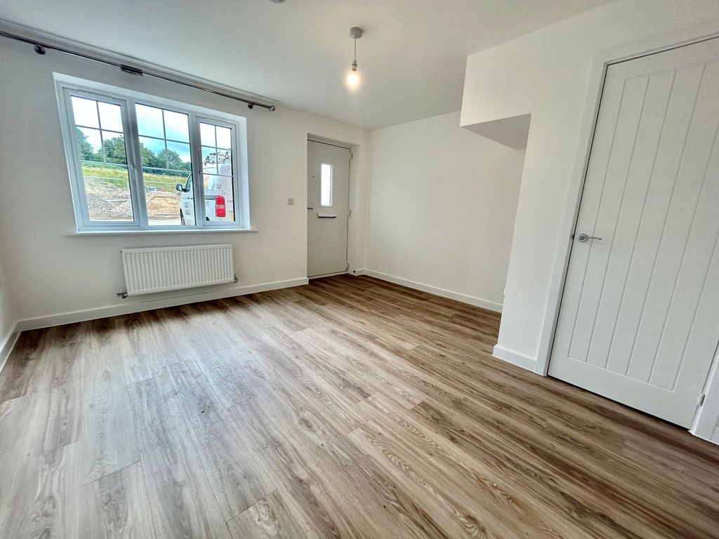 Property photo 1 of 11 Image