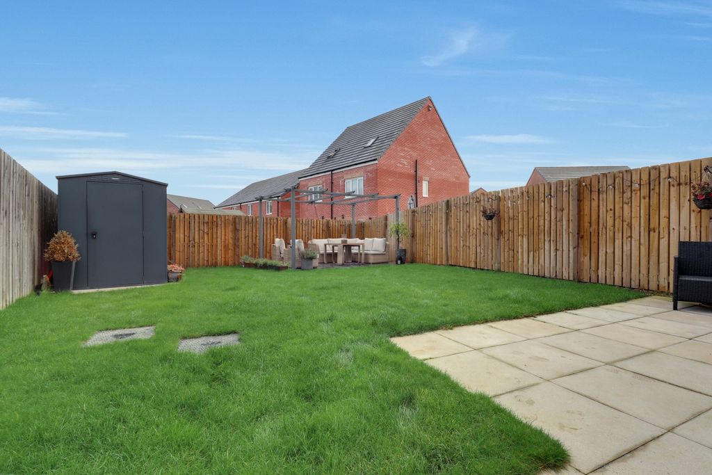 Property photo 2 of 19 2- Ryan Clarke Ewemove Pontefract