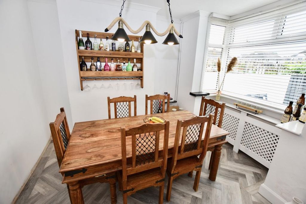 Property photo 3 of 12 Dining Room