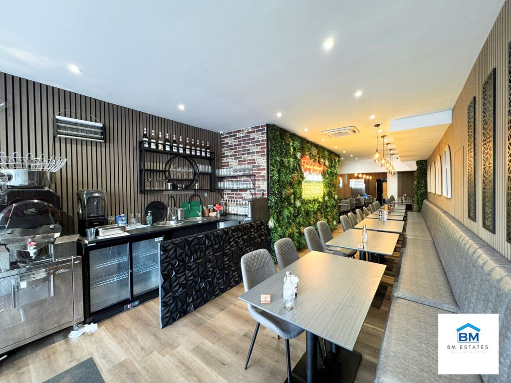 Property photo 3 of 7 Front Seating Area