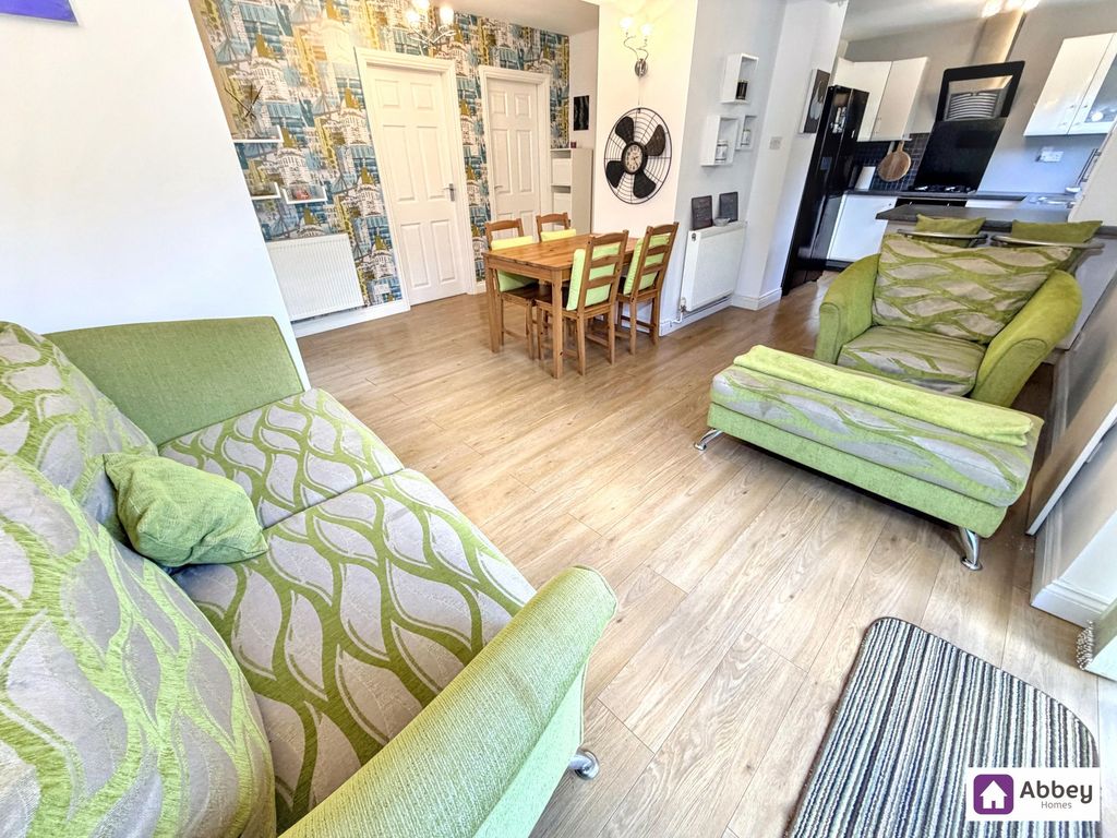 Property photo 2 of 16 Open Plan Living Area