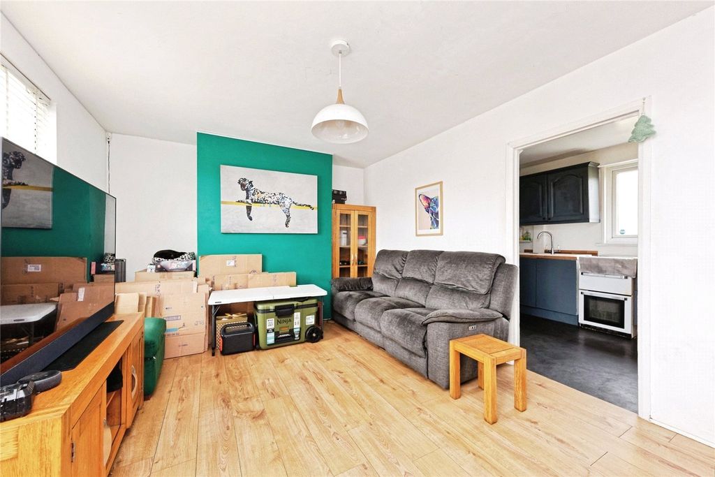 Property photo 1 of 16 Picture No. 08