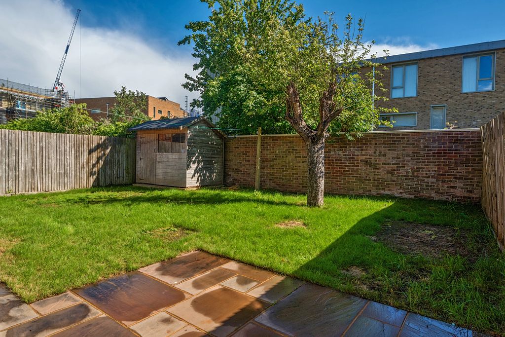 Property photo 2 of 10